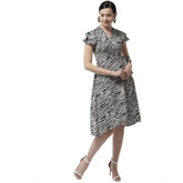 Women's Polyester Animal Print Short Sleeve Knee-Length Dress (Black - White)